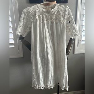 Sea ny white embroidery dress with slip and pockets